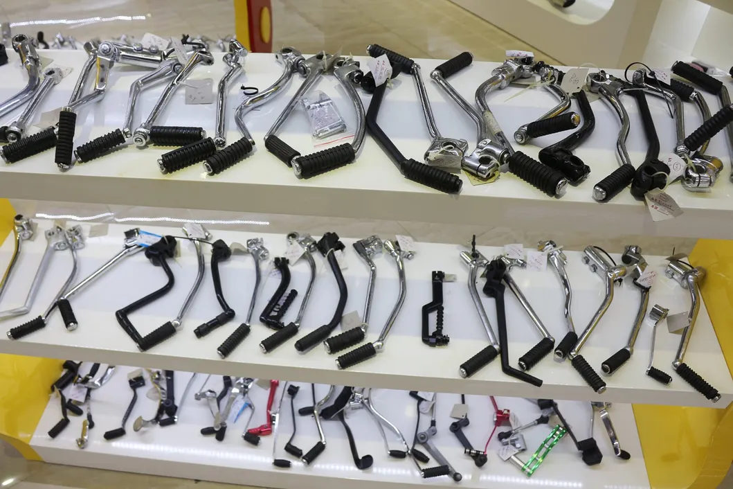 Motorcycle Parts Motorcycle Crankcase Cover for 70cc 90cc 100cc