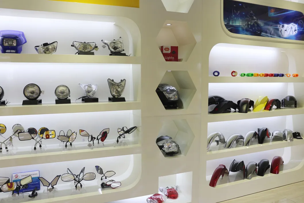 Yog Motorcycle Spare Parts Seat Skua-150 V6/ Dm-200